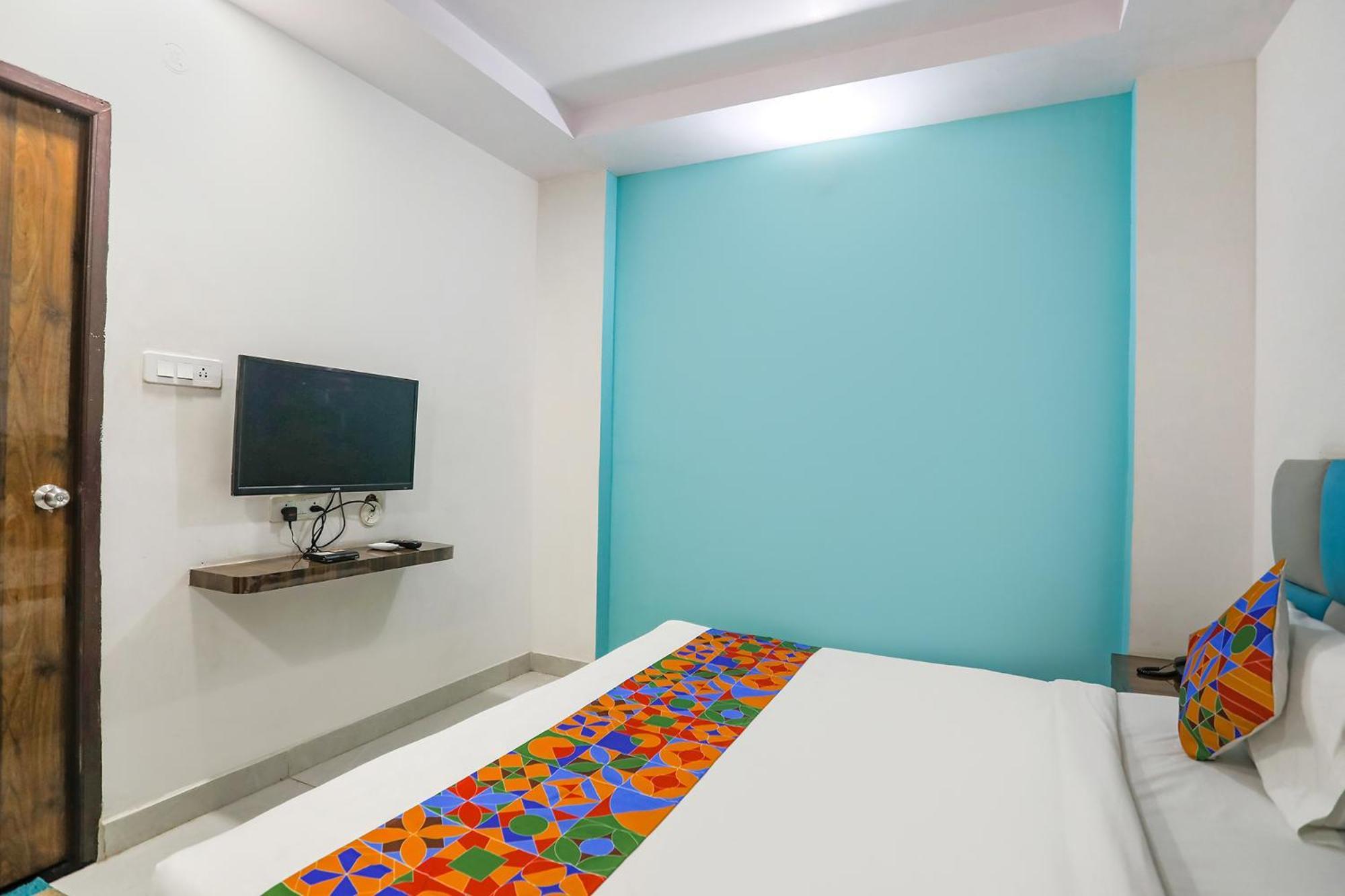 Fabhotel Sm Palace Chinhat Εξωτερικό φωτογραφία