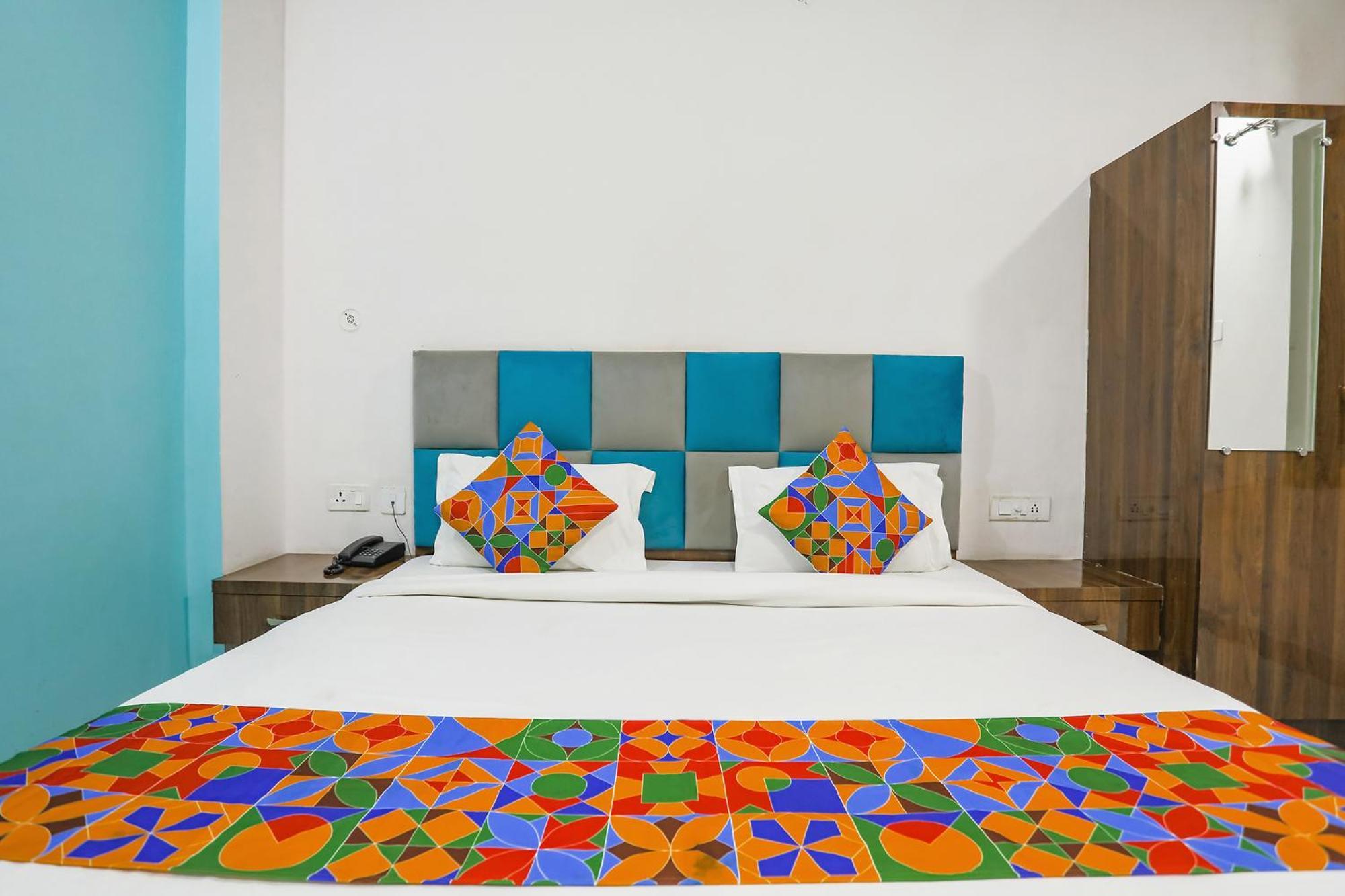 Fabhotel Sm Palace Chinhat Εξωτερικό φωτογραφία